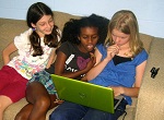 girls with laptop